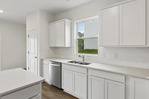 3274 Barrel Oak Pass Columbia TN 38401