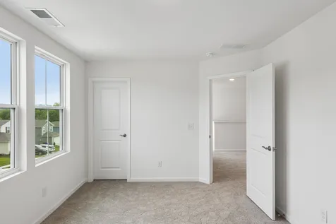 3274 Barrel Oak Pass Columbia TN 38401