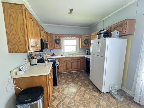 4139 Hampshire Pike Hampshire TN 38461