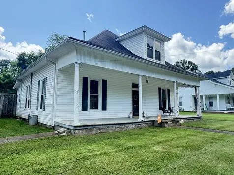 4139 Hampshire Pike Hampshire TN 38461