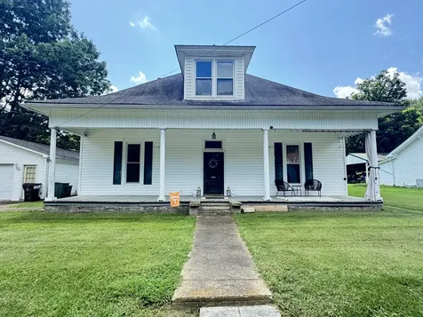 4139 Hampshire Pike Hampshire TN 38461