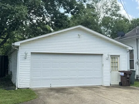 4139 Hampshire Pike Hampshire TN 38461