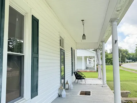 4139 Hampshire Pike Hampshire TN 38461