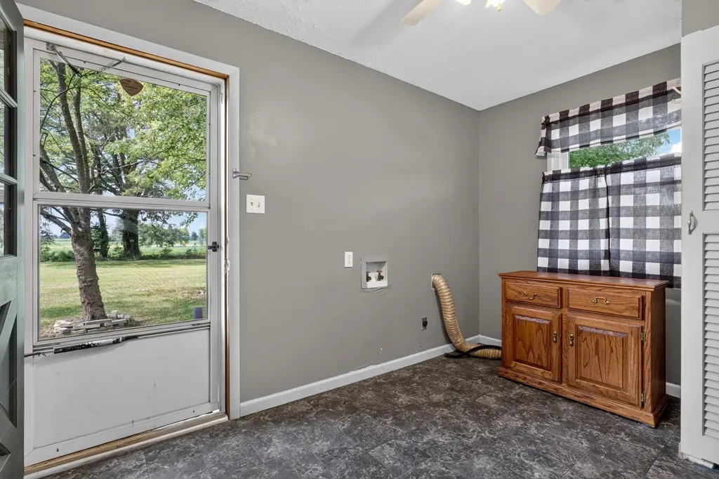1201 Earl Avenue Smithville TN 37166