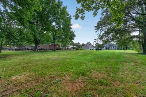 1201 Earl Avenue Smithville TN 37166