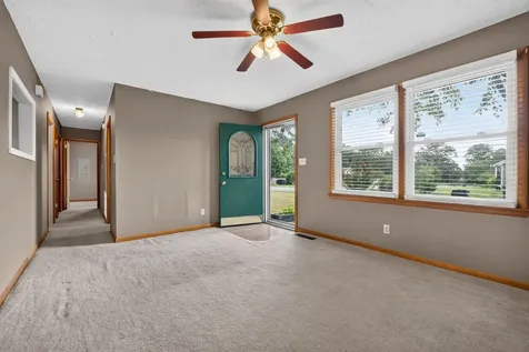 1201 Earl Avenue Smithville TN 37166