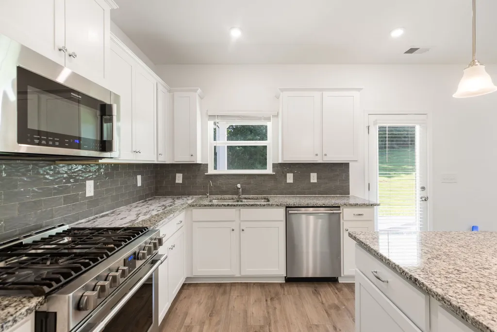 542 Morgan Meadows Way Columbia TN 38401