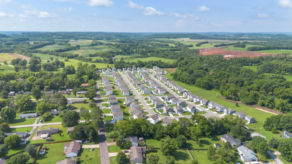542 Morgan Meadows Way Columbia TN 38401