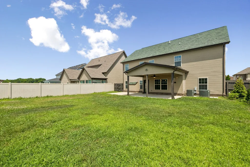 1434 Millet Drive Clarksville TN 37040