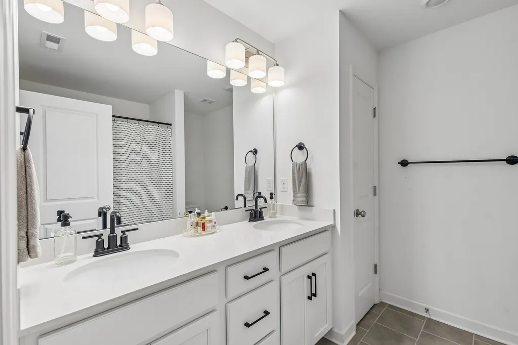 5627 Heirloom Drive Murfreesboro TN 37129