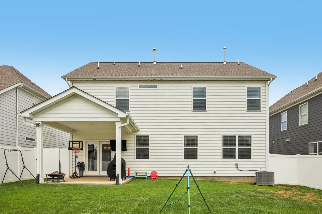5627 Heirloom Drive Murfreesboro TN 37129