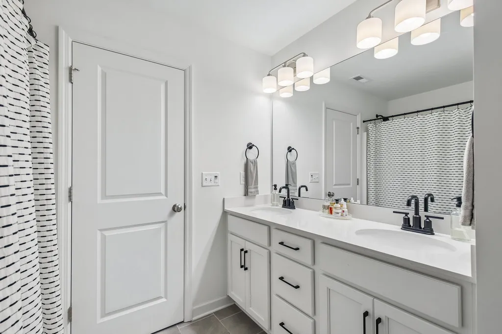 5627 Heirloom Drive Murfreesboro TN 37129