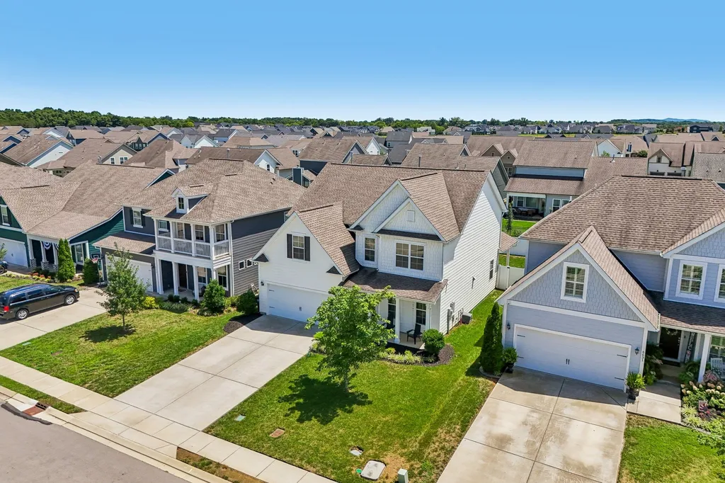 5627 Heirloom Drive Murfreesboro TN 37129