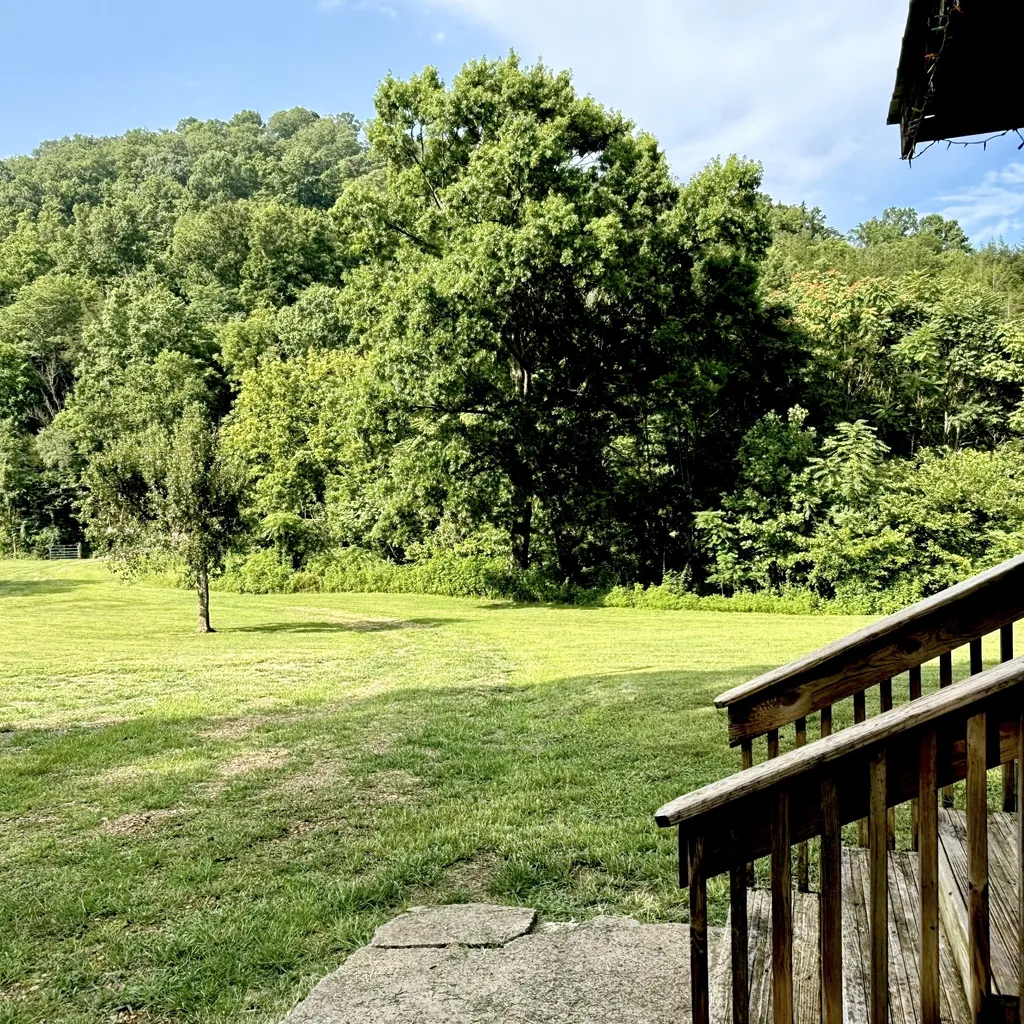 2625 Wartrace Highway Pleasant Shade TN 37145