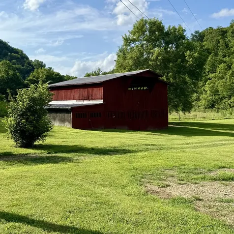 2625 Wartrace Highway Pleasant Shade TN 37145