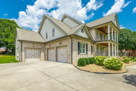 1966 Waterbury Lane Chattanooga TN 37421