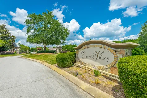1966 Waterbury Lane Chattanooga TN 37421