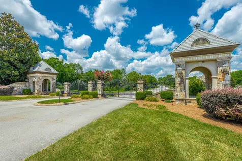 1966 Waterbury Lane Chattanooga TN 37421