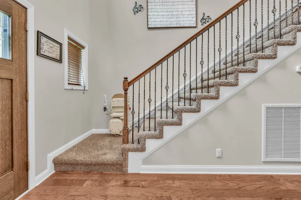 101 Vannoak Drive Clarksville TN 37043
