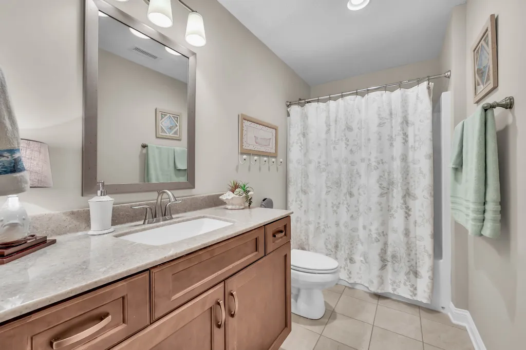 101 Vannoak Drive Clarksville TN 37043