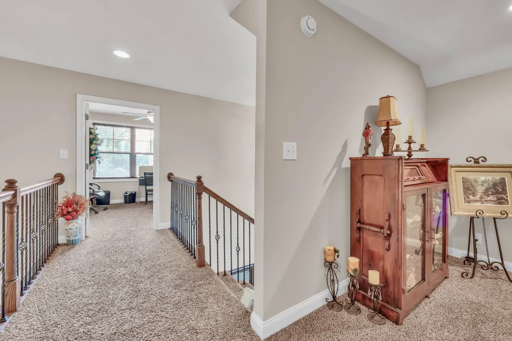 101 Vannoak Drive Clarksville TN 37043
