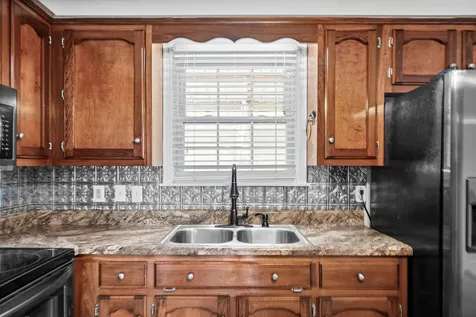 2111 Fleming Road Clarksville TN 37043