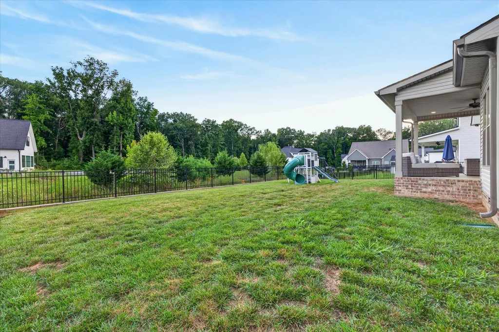 580 Bowden Drive Clarksville TN 37043