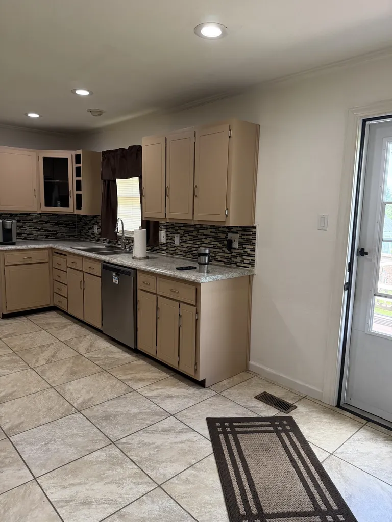 105 Skyline Drive Mcminnville TN 37110