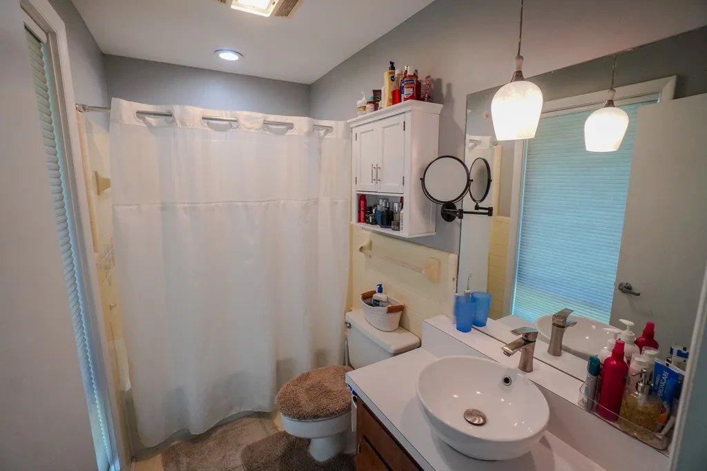 1203 Saxon Drive Nashville TN 37215