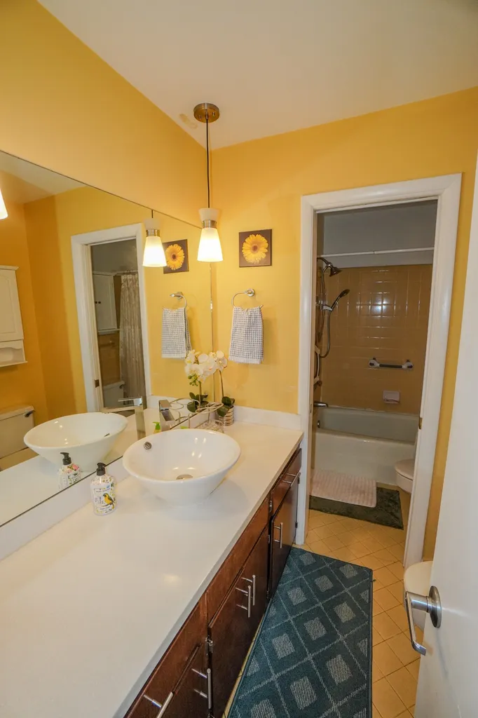 1203 Saxon Drive Nashville TN 37215