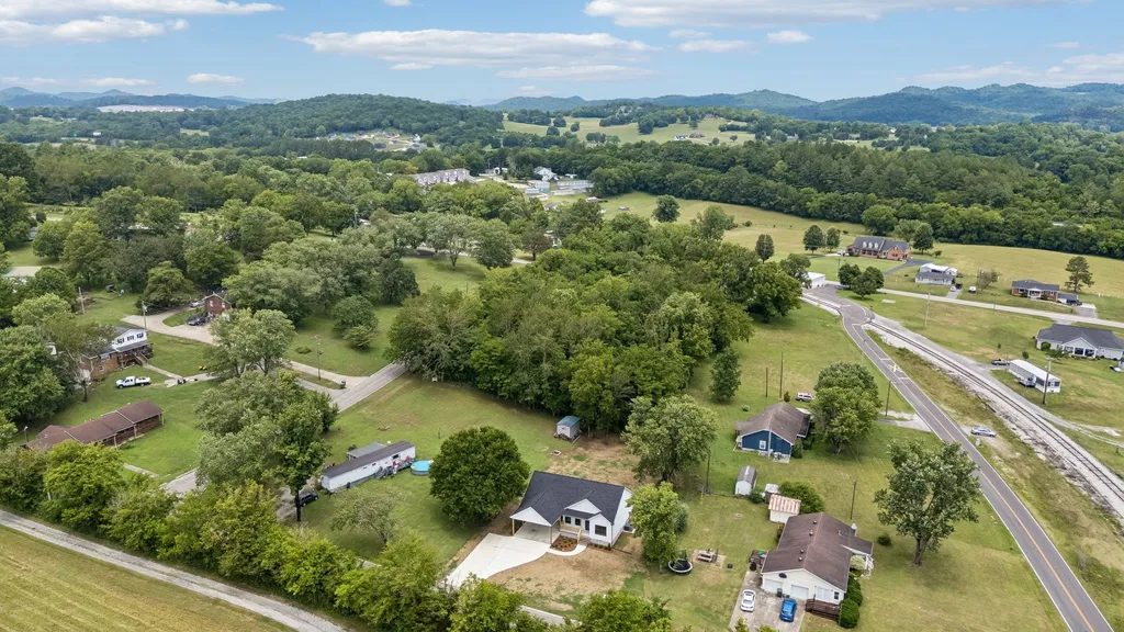 295 Meadow Drive Gordonsville TN 38563
