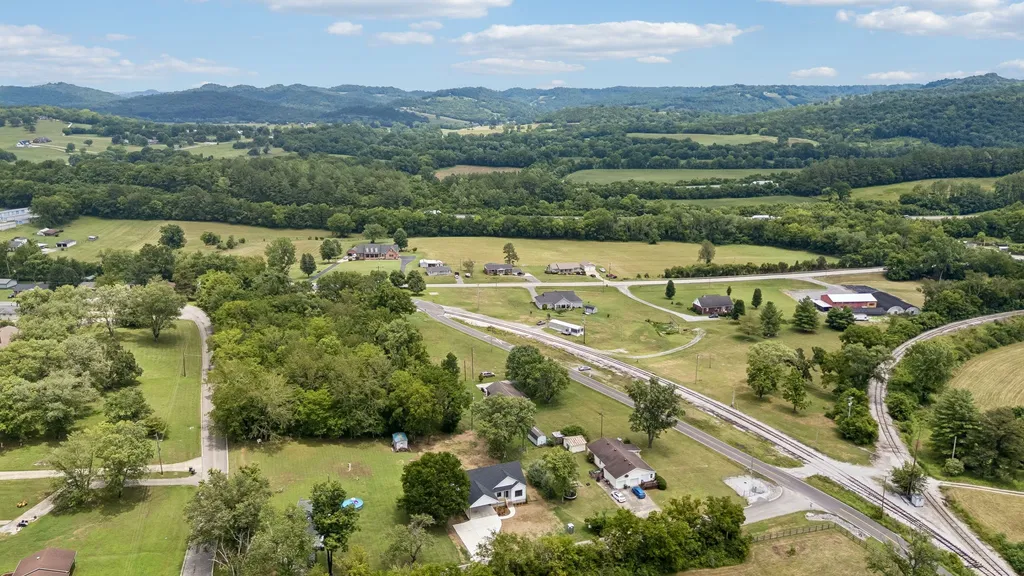 295 Meadow Drive Gordonsville TN 38563
