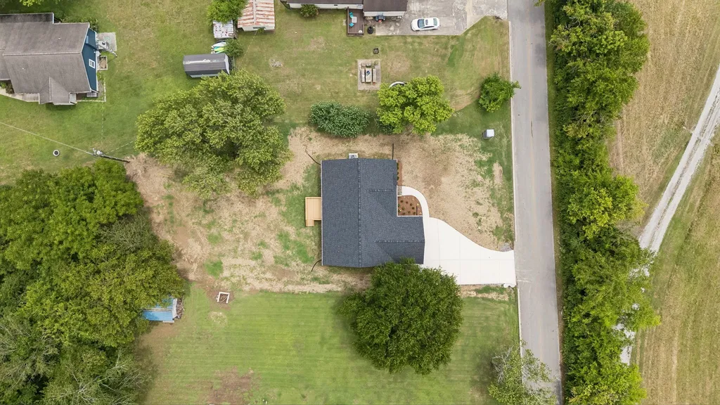 295 Meadow Drive Gordonsville TN 38563