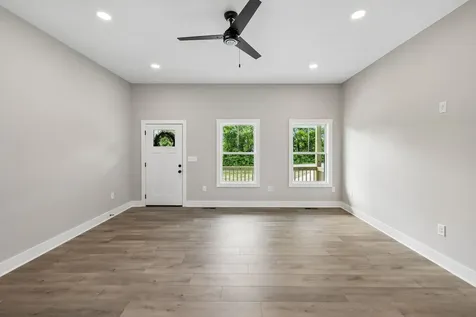 295 Meadow Drive Gordonsville TN 38563