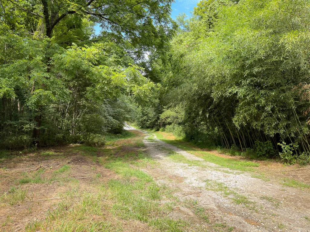 1300 Narrows Of The Harpeth Road Kingston Springs TN 37082