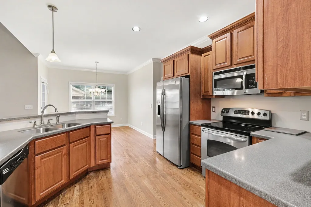 214 Jon Paul Court Murfreesboro TN 37128