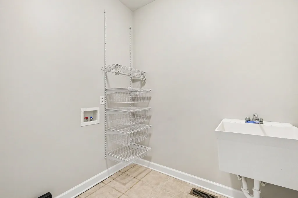 214 Jon Paul Court Murfreesboro TN 37128