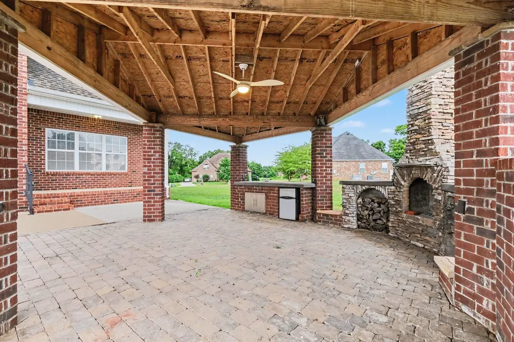 214 Jon Paul Court Murfreesboro TN 37128