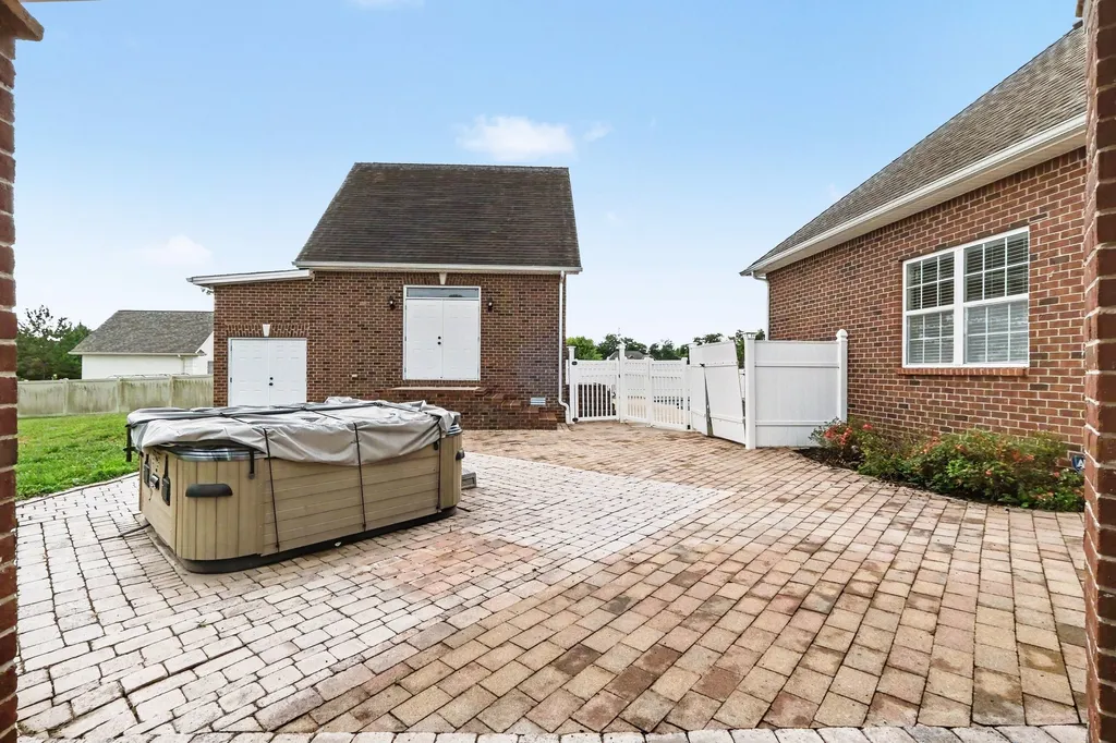 214 Jon Paul Court Murfreesboro TN 37128