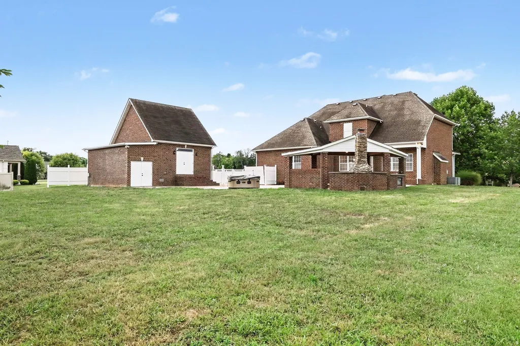 214 Jon Paul Court Murfreesboro TN 37128