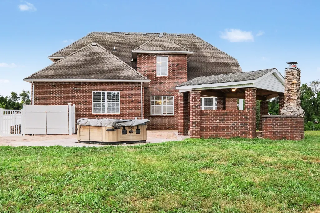 214 Jon Paul Court Murfreesboro TN 37128