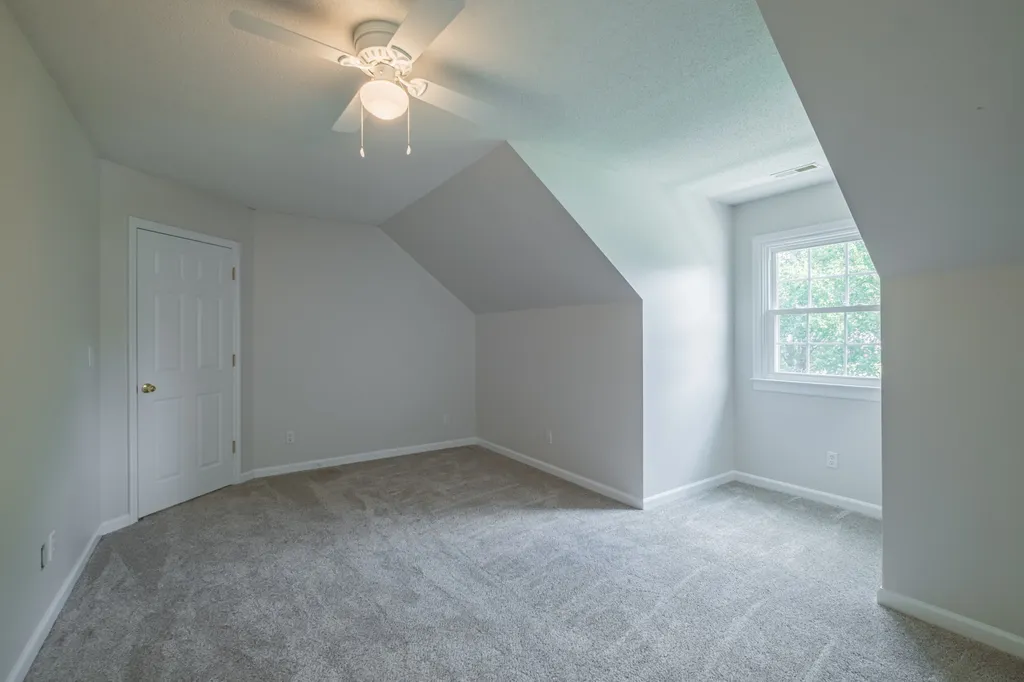 207 Ashley Court Tullahoma TN 37388