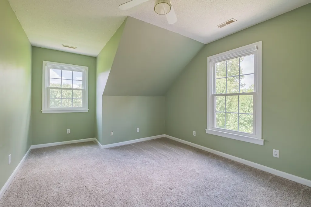 207 Ashley Court Tullahoma TN 37388