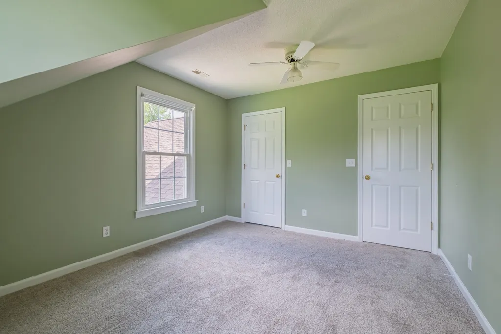 207 Ashley Court Tullahoma TN 37388