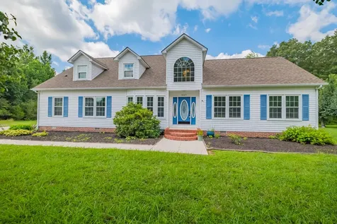 207 Ashley Court Tullahoma TN 37388