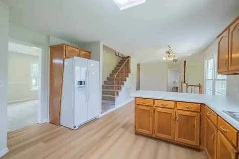 207 Ashley Court Tullahoma TN 37388