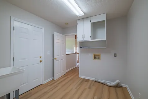 207 Ashley Court Tullahoma TN 37388