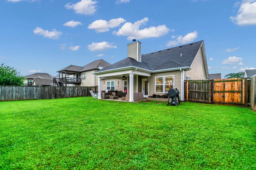 1907 Sunset Meadows Way Clarksville TN 37042