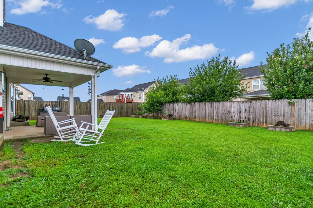 1907 Sunset Meadows Way Clarksville TN 37042