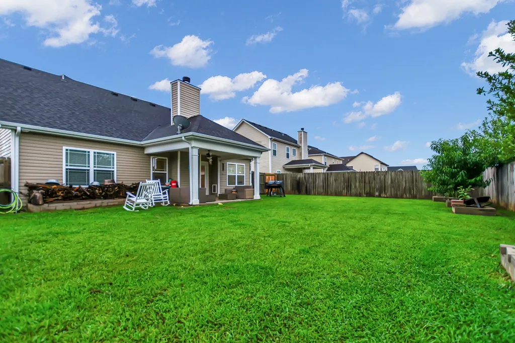 1907 Sunset Meadows Way Clarksville TN 37042